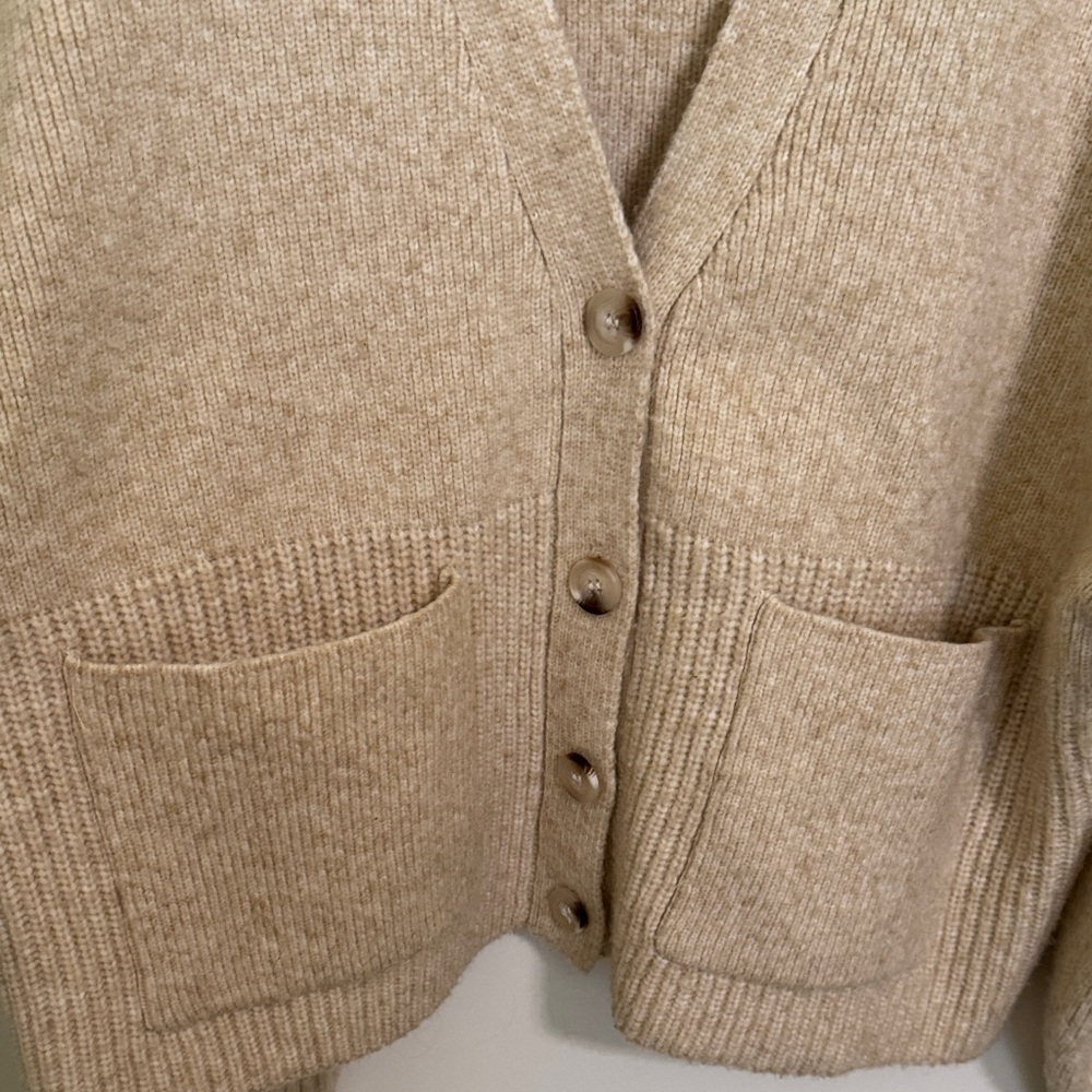 Cyrus Beige Women's Cardigan Sweater
